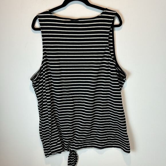 Torrid Sleeveless Top - Women's 4 - Picture 6 of 6